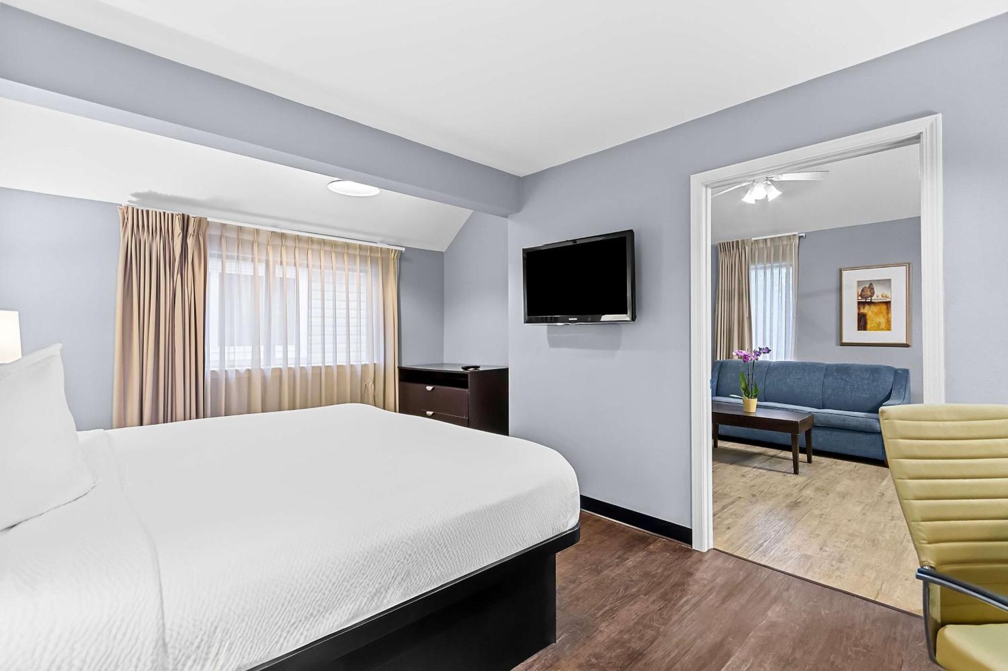 Surestay Studio By Best Western Пенсакола Екстериор снимка