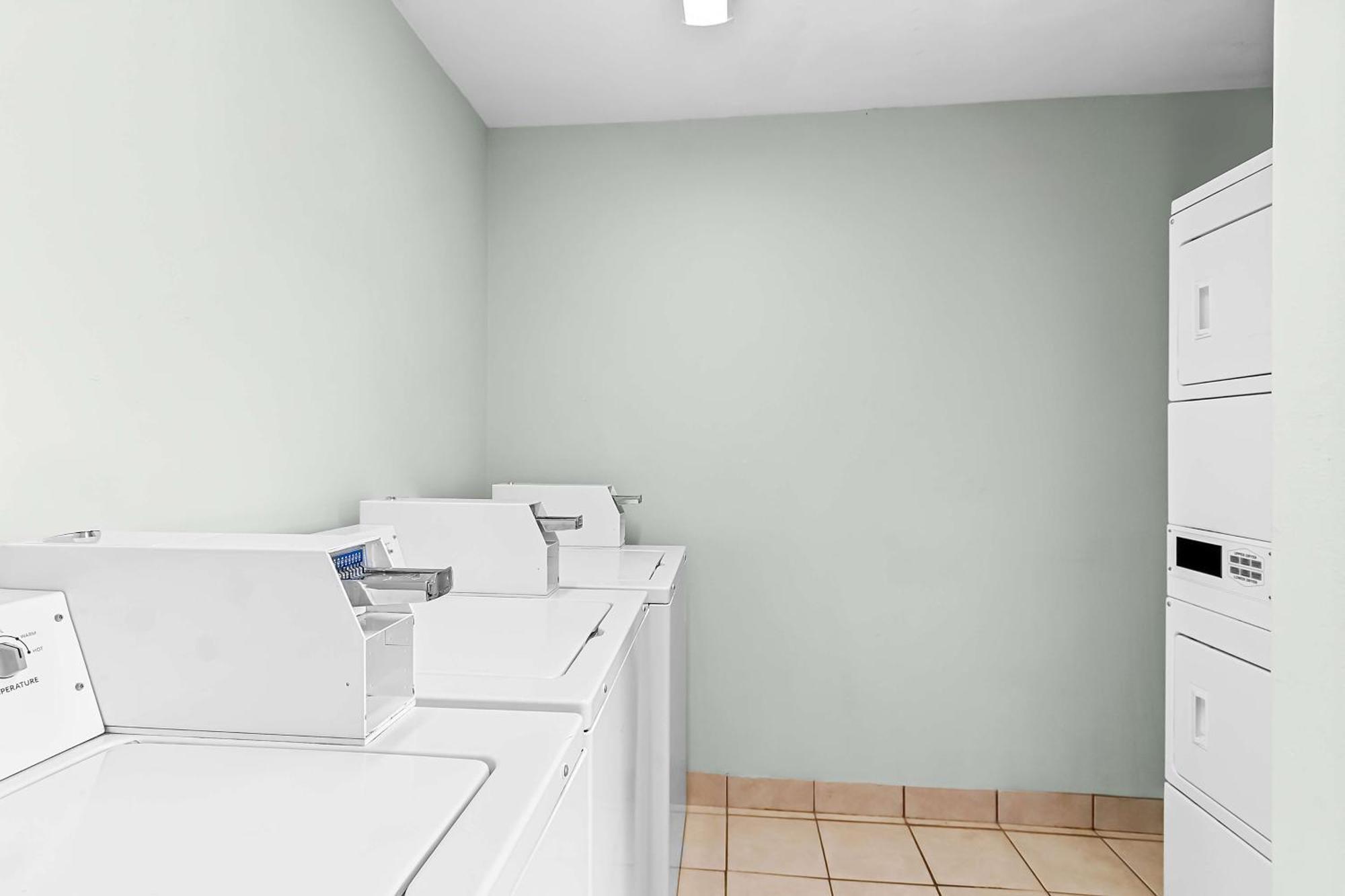 Surestay Studio By Best Western Пенсакола Екстериор снимка